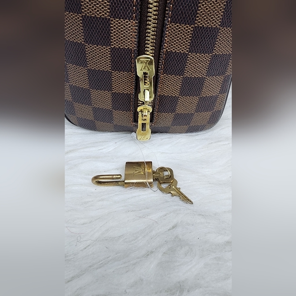 Louis Vuitton Nolita Handbag in Damier Ebene Canvas – Timeless Elegance (2005) - Picture 9 of 12
